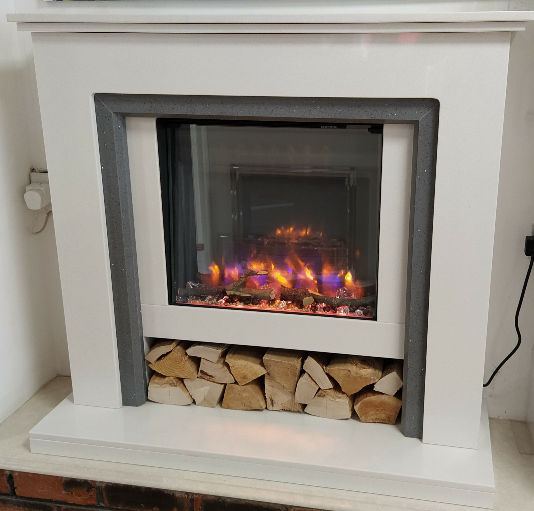 Oregon Electric Suite Quality Fireplaces
